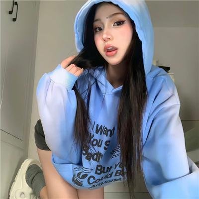 了不起的曹萱萱